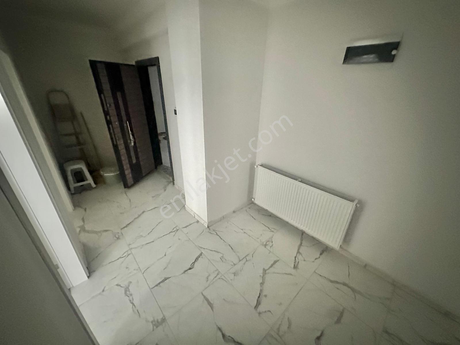 Doradan Edremitte Sıfır Geniş M2 3+1 Ön Cephe Ara Kat Daire — fotoğraf 31