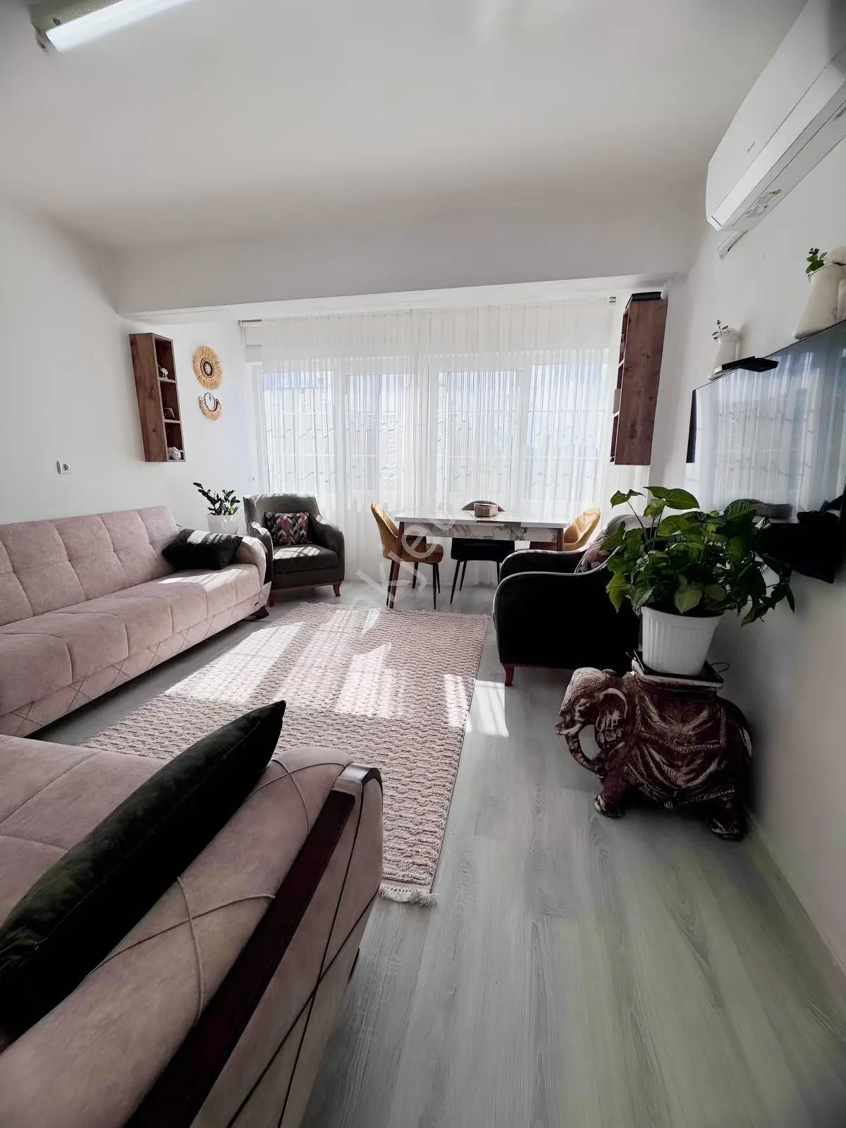 Ortaca Karaburunda 110 M² Kapalı Mutfak, Çift Balkonlu 2+1