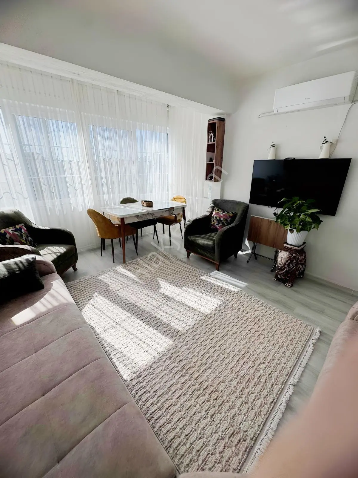 Ortaca Karaburunda 110 M² Kapalı Mutfak, Çift Balkonlu 2+1 — fotoğraf 2