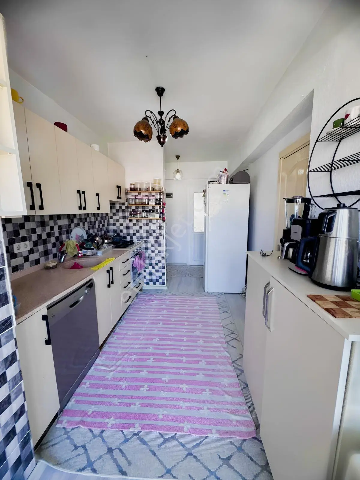 Ortaca Karaburunda 110 M² Kapalı Mutfak, Çift Balkonlu 2+1 — fotoğraf 17