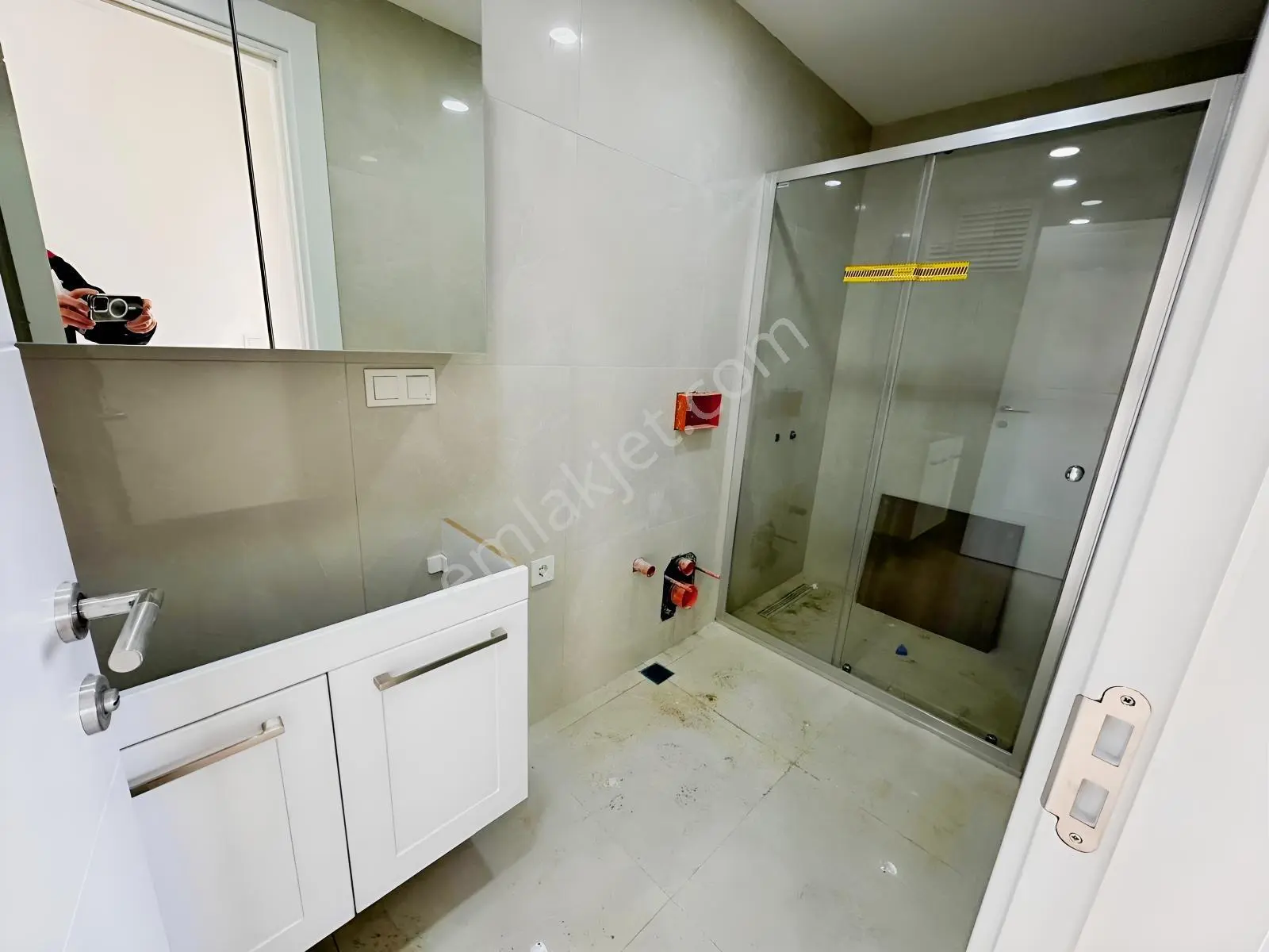 Kozyatağında 2+1 Net 85m2 Balkonlu Ebv Banyolu Sıfır Boş Daire — fotoğraf 10