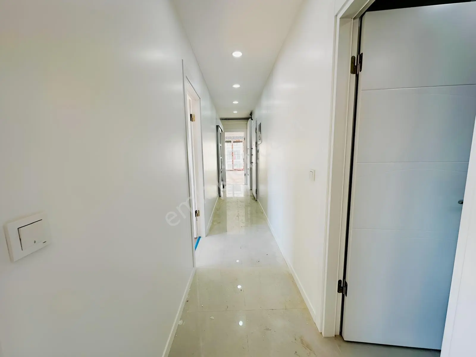 Kozyatağında 2+1 Net 85m2 Balkonlu Ebv Banyolu Sıfır Boş Daire — fotoğraf 20