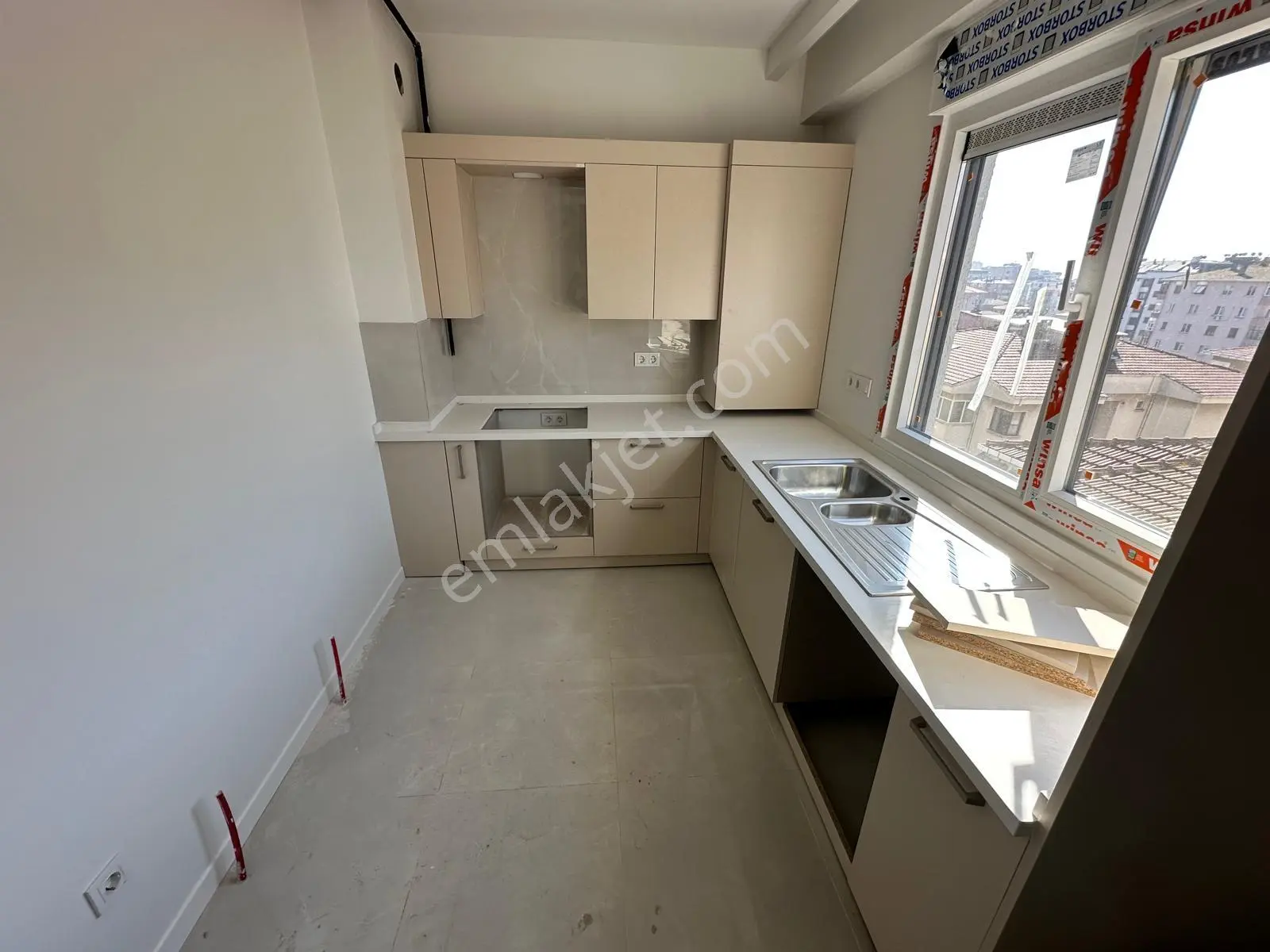 Kozyatağında 2+1 Net 85m2 Balkonlu Ebv Banyolu Sıfır Boş Daire — fotoğraf 34
