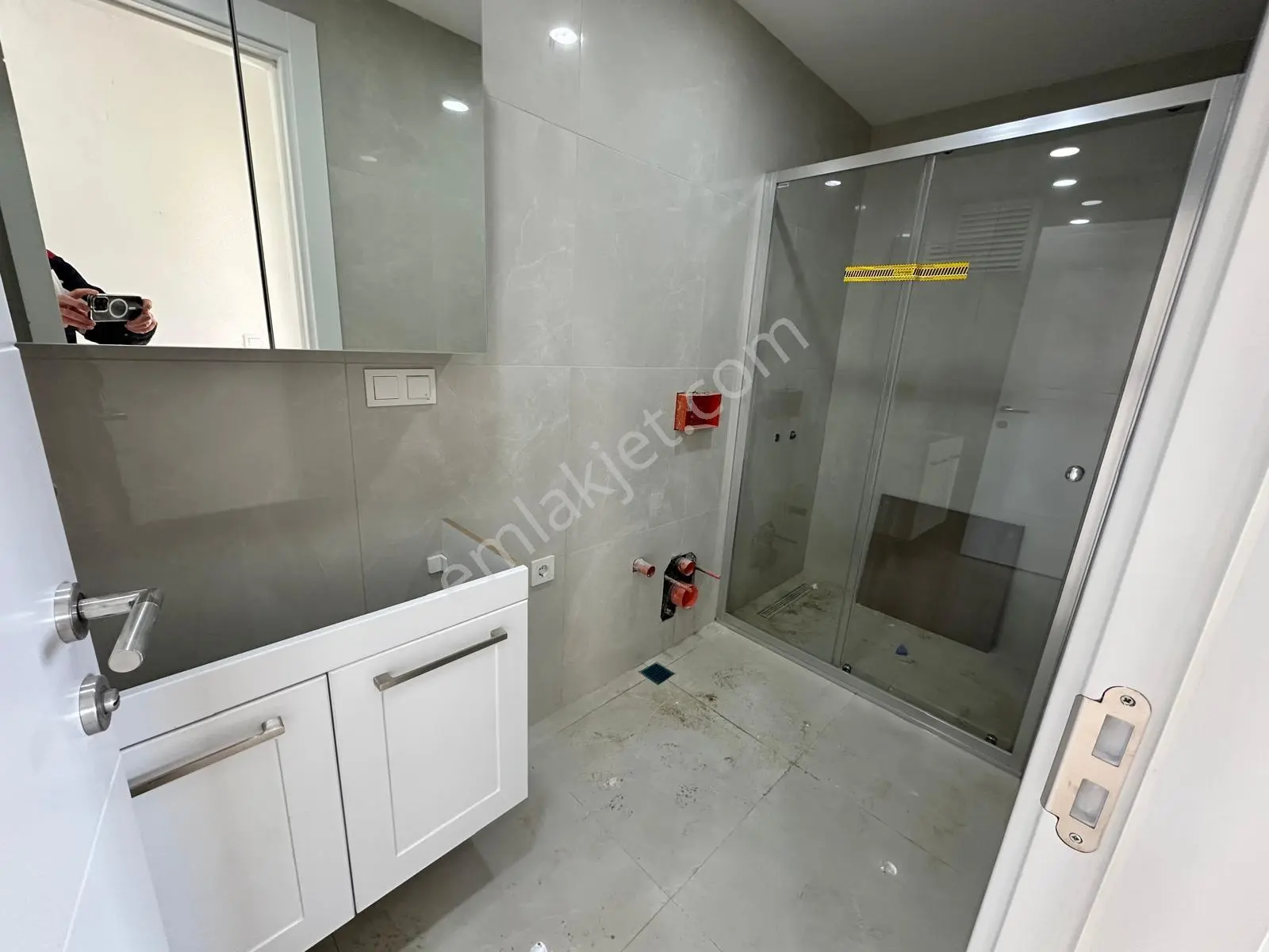 Kozyatağında 2+1 Net 85m2 Balkonlu Ebv Banyolu Sıfır Boş Daire — fotoğraf 39