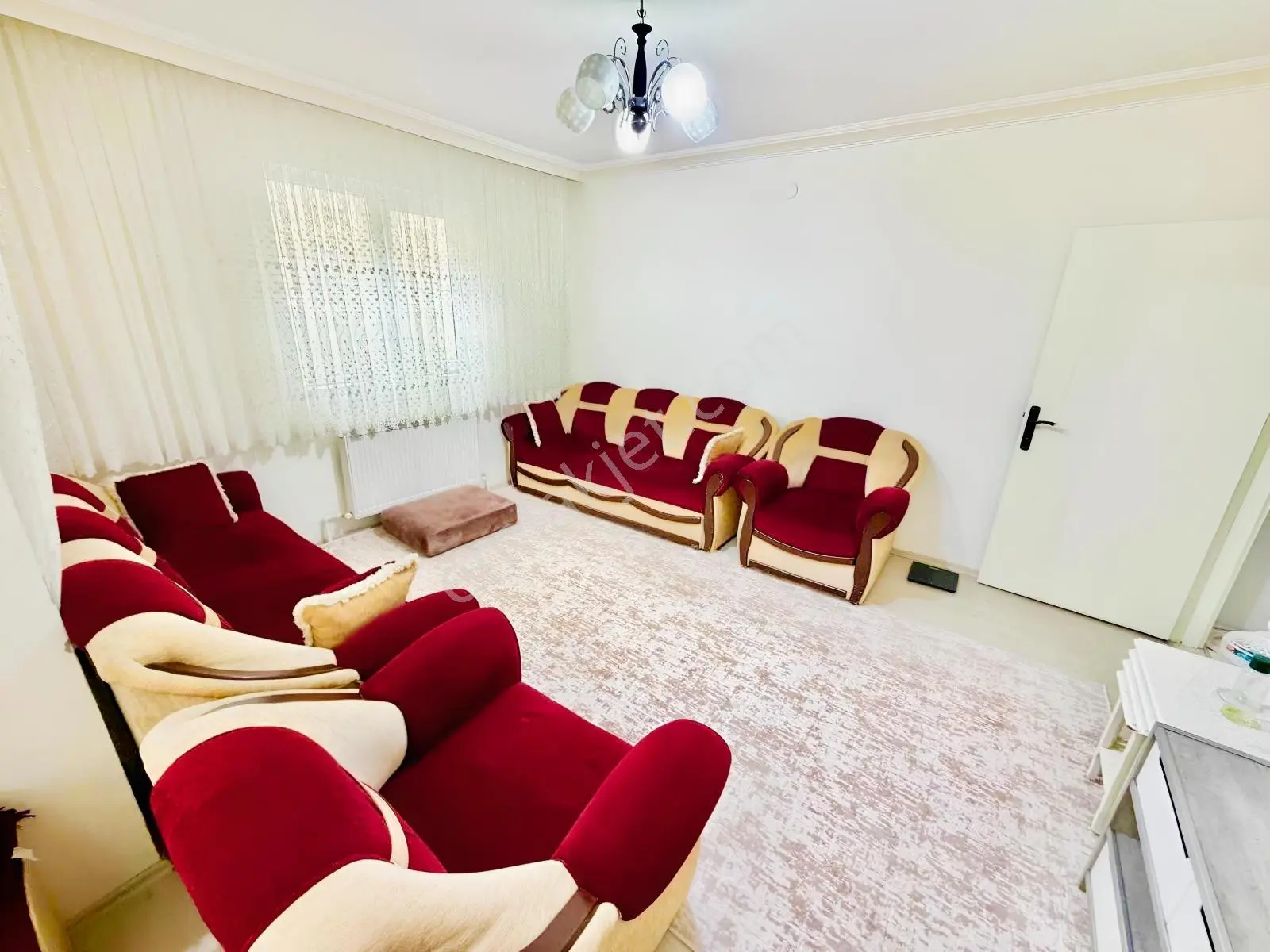 Avantaj'dan Kıbrısköy'de Cadde Yakını Masrasız 2+1 Geniş Daire!! — fotoğraf 4