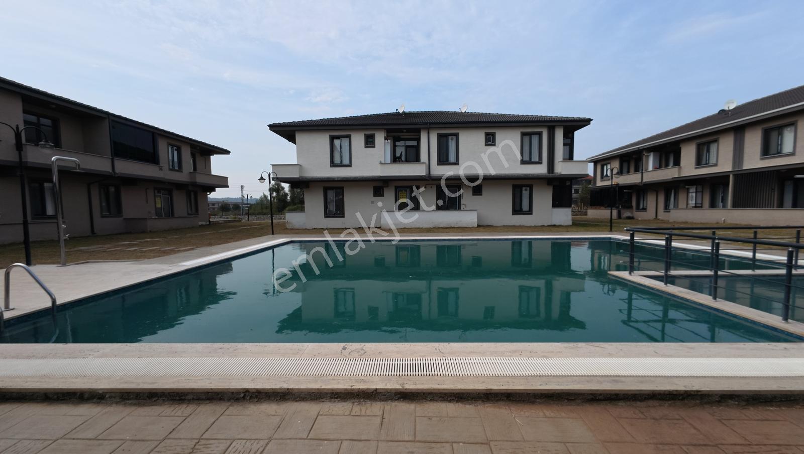 Denize Komşu Hayat! Havuzlu Sitede Kaçırılmaz 2+1 Daire Fırsatı — fotoğraf 12
