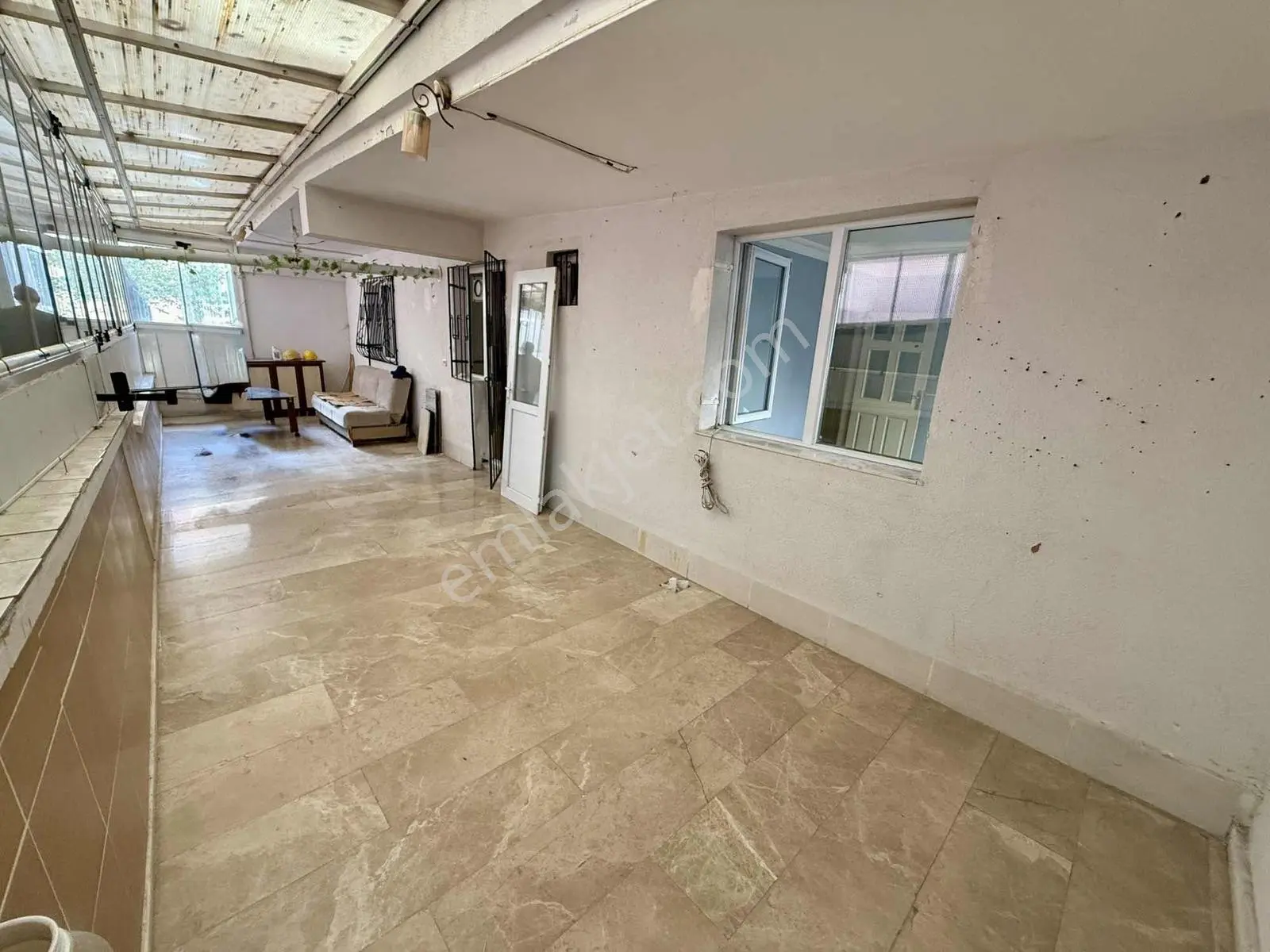 Avantaj'dan Yeşilbayırda Cadde Dibi Geniş 2+1 Teras Balkon Daire — fotoğraf 6