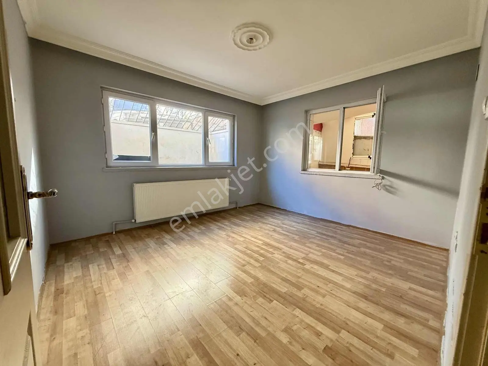Avantaj'dan Yeşilbayırda Cadde Dibi Geniş 2+1 Teras Balkon Daire — fotoğraf 9