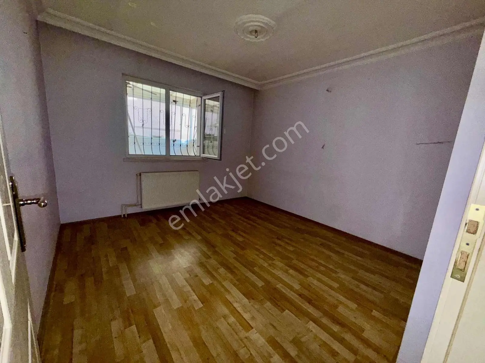 Avantaj'dan Yeşilbayırda Cadde Dibi Geniş 2+1 Teras Balkon Daire — fotoğraf 12