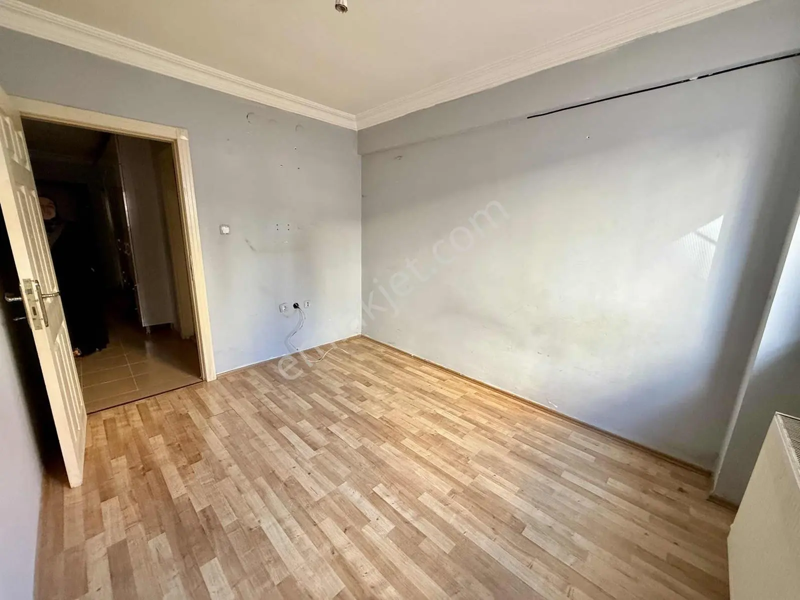 Avantaj'dan Yeşilbayırda Cadde Dibi Geniş 2+1 Teras Balkon Daire — fotoğraf 14