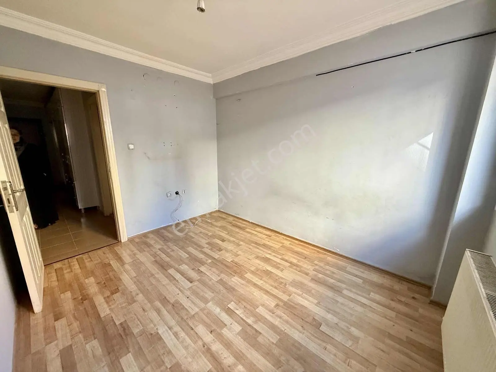 Avantaj'dan Yeşilbayırda Cadde Dibi Geniş 2+1 Teras Balkon Daire — fotoğraf 15