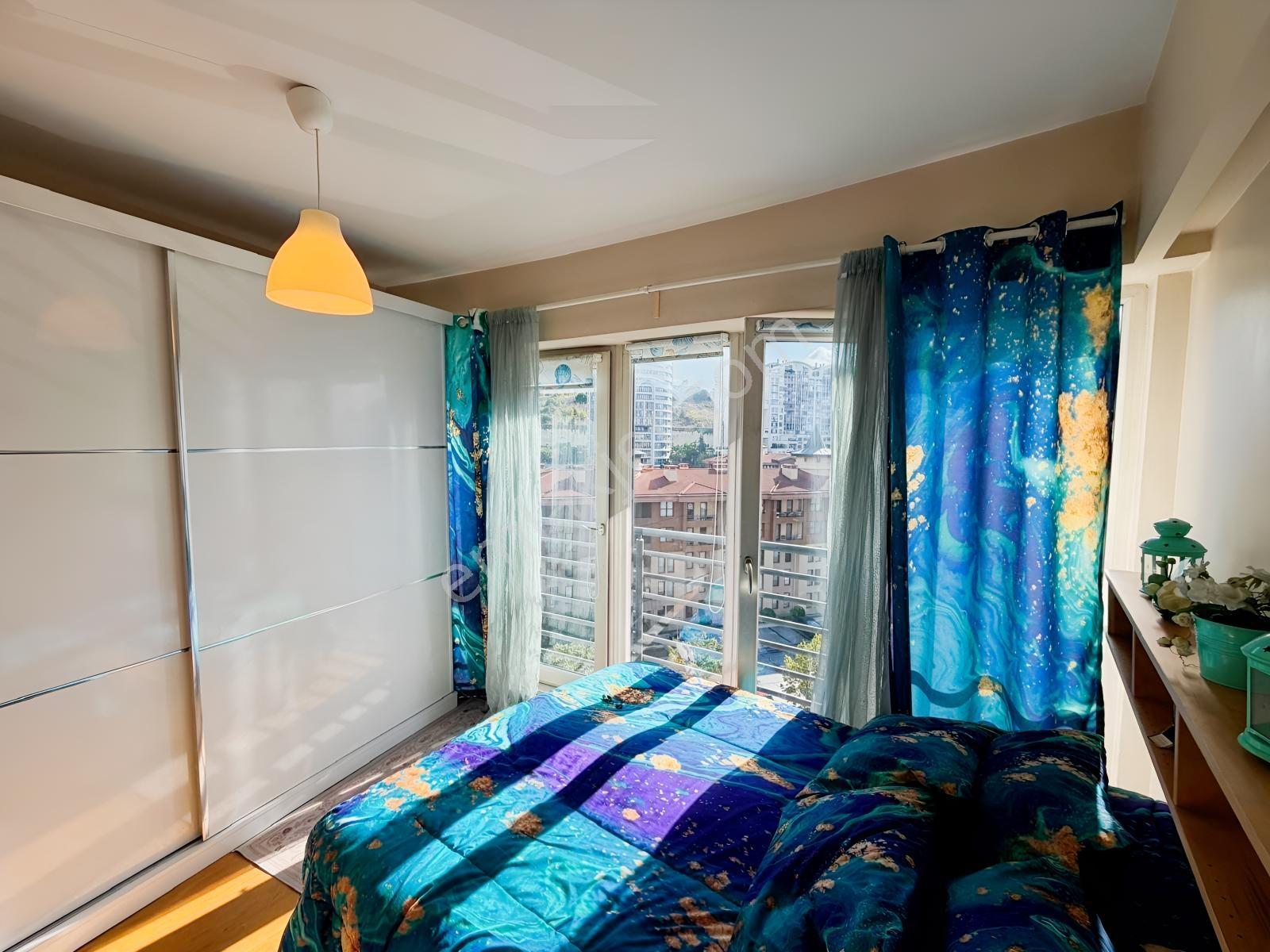 Bosphorus City'de 1+1 74 M2 Boydan Cam Full Manzaralı Boş — fotoğraf 16