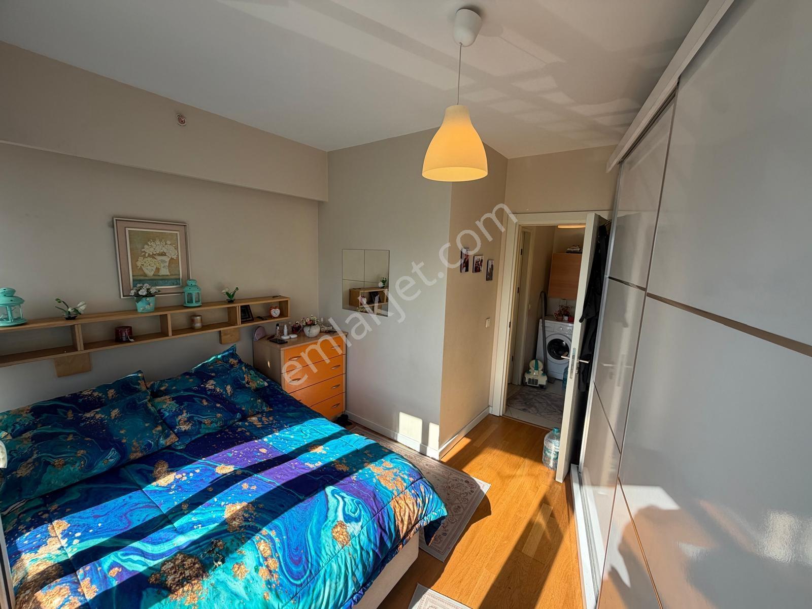 Bosphorus City'de 1+1 74 M2 Boydan Cam Full Manzaralı Boş — fotoğraf 17
