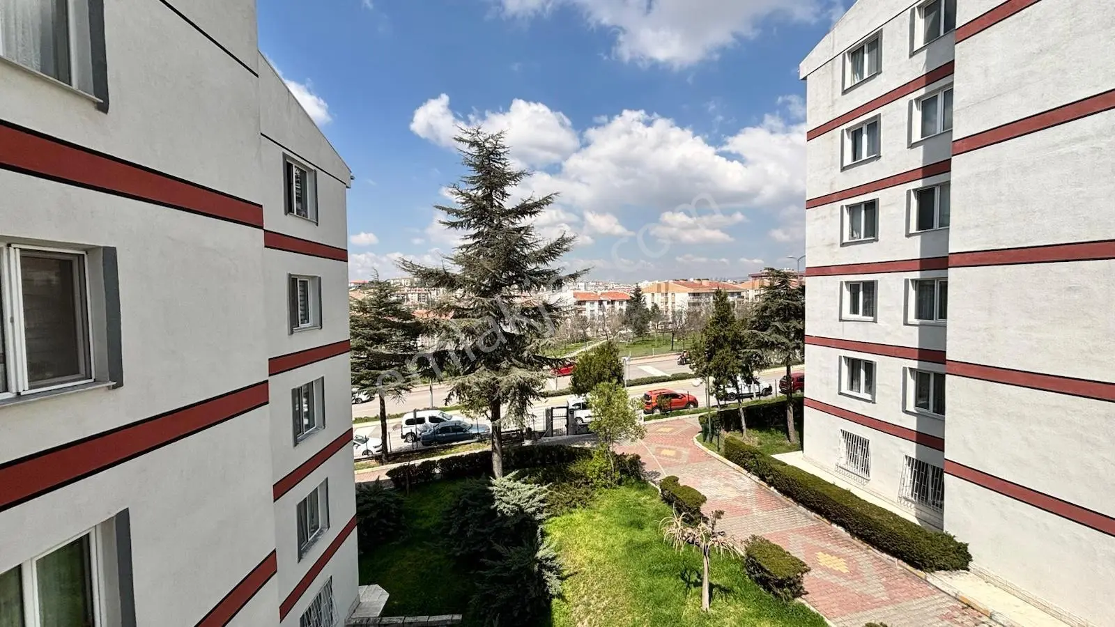 Turyap'dan Ankara Batıkent İnönü Mh Satılık 3+1 Daire — fotoğraf 32