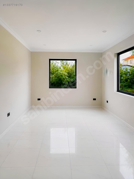 Fiyat 1hafta Geçerli Acil! Beyköy Osbye 1 Km|400 M² Kiralık Depo — fotoğraf 4