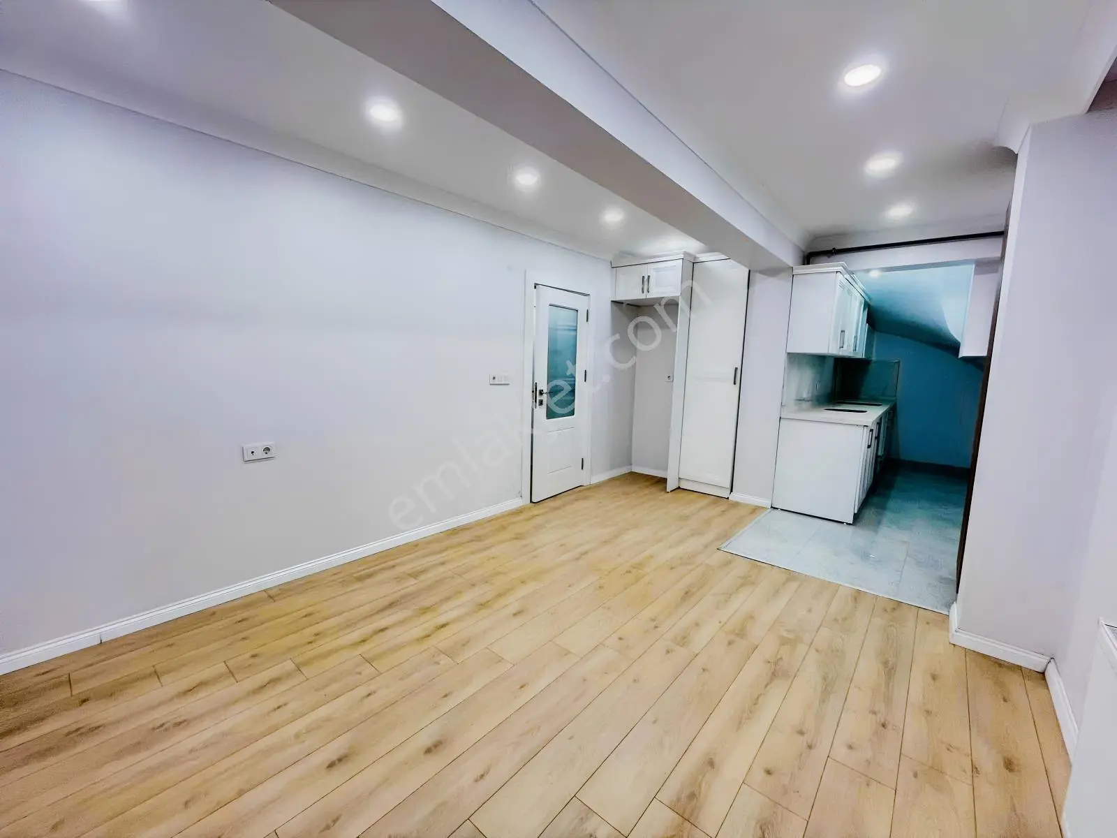 İmren Gayrimenkulden Fevzi Çakmak Mh. 1+1 Sıfır Bahçe Kat — fotoğraf 5