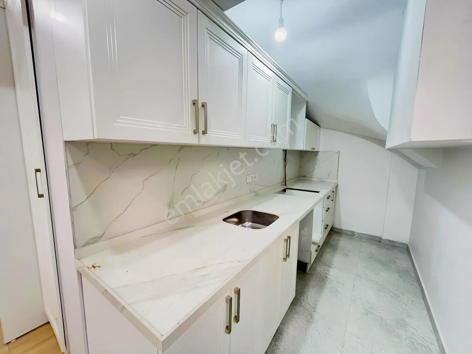 İmren Gayrimenkulden Fevzi Çakmak Mh. 1+1 Sıfır Bahçe Kat — fotoğraf 8