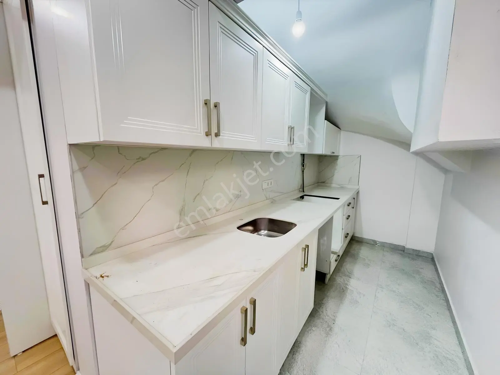 İmren Gayrimenkulden Fevzi Çakmak Mh. 1+1 Sıfır Bahçe Kat — fotoğraf 11