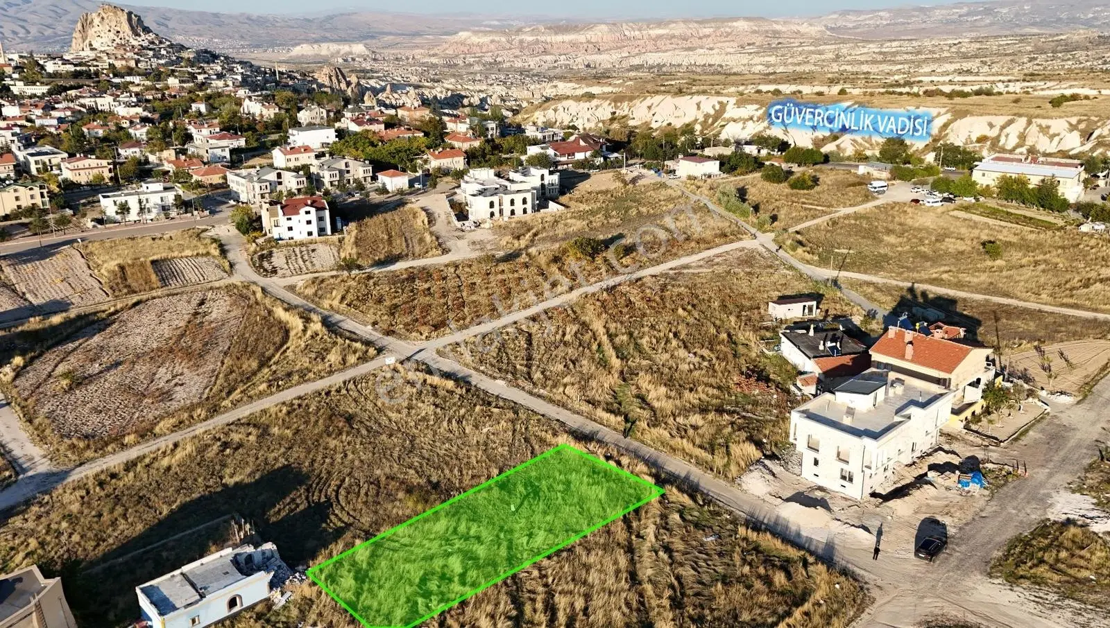 Şanlıbaba Emlak'tan Uçhisar Da Satılık 682 M2 Villa Arsası — fotoğraf 3