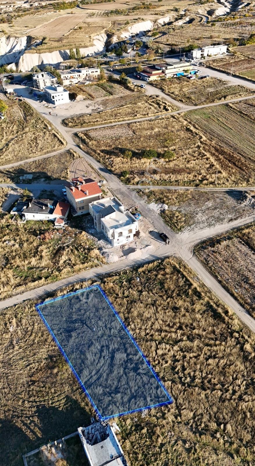 Şanlıbaba Emlak'tan Uçhisar Da Satılık 682 M2 Villa Arsası — fotoğraf 10