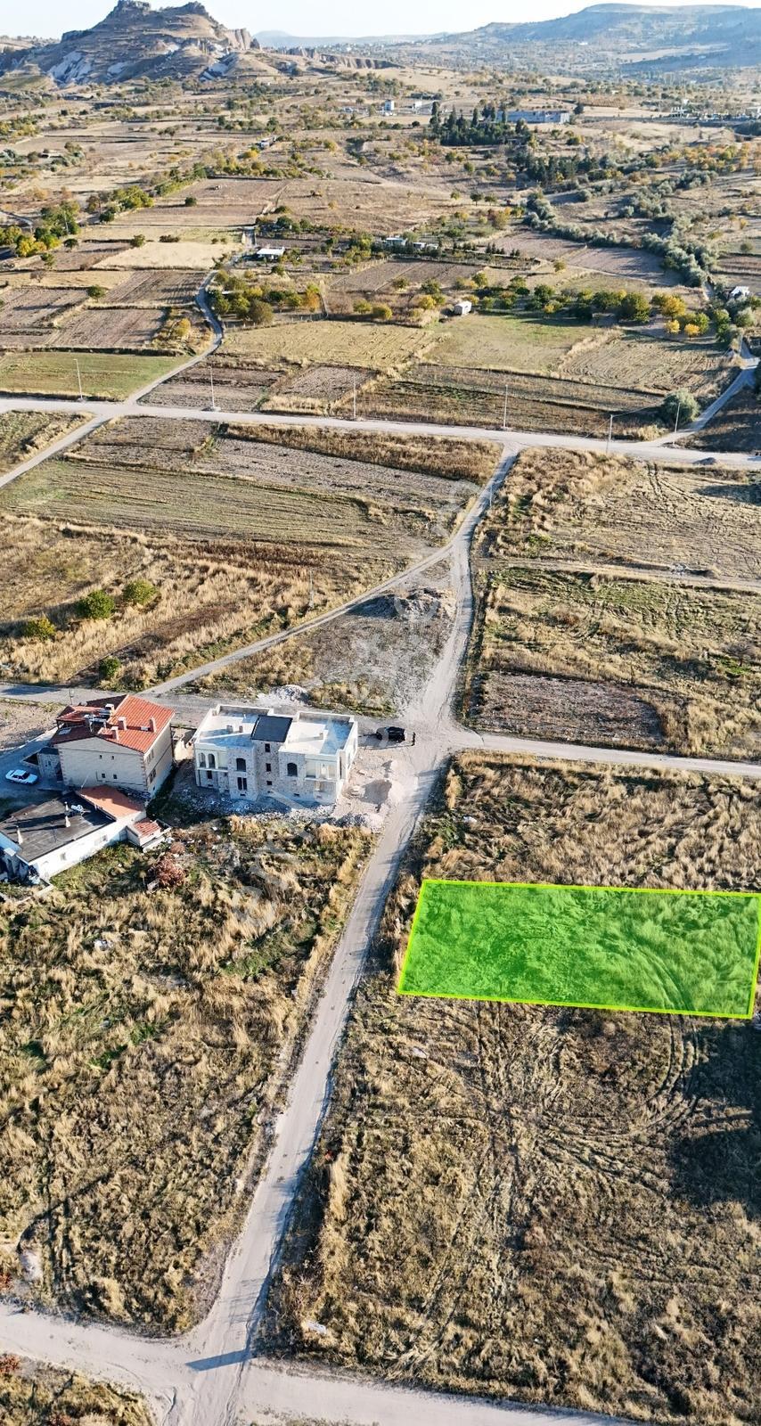 Şanlıbaba Emlak'tan Uçhisar Da Satılık 682 M2 Villa Arsası — fotoğraf 12