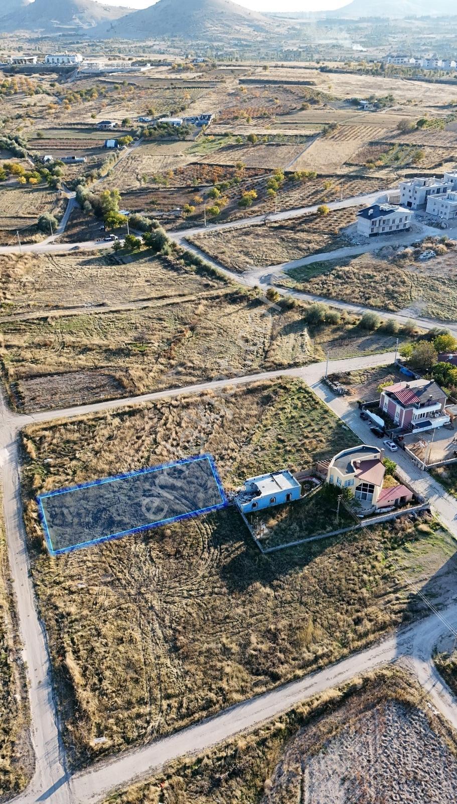 Şanlıbaba Emlak'tan Uçhisar Da Satılık 682 M2 Villa Arsası — fotoğraf 13