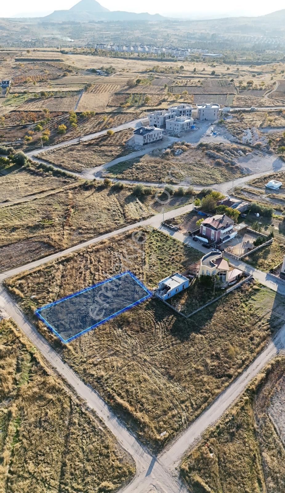 Şanlıbaba Emlak'tan Uçhisar Da Satılık 682 M2 Villa Arsası — fotoğraf 14