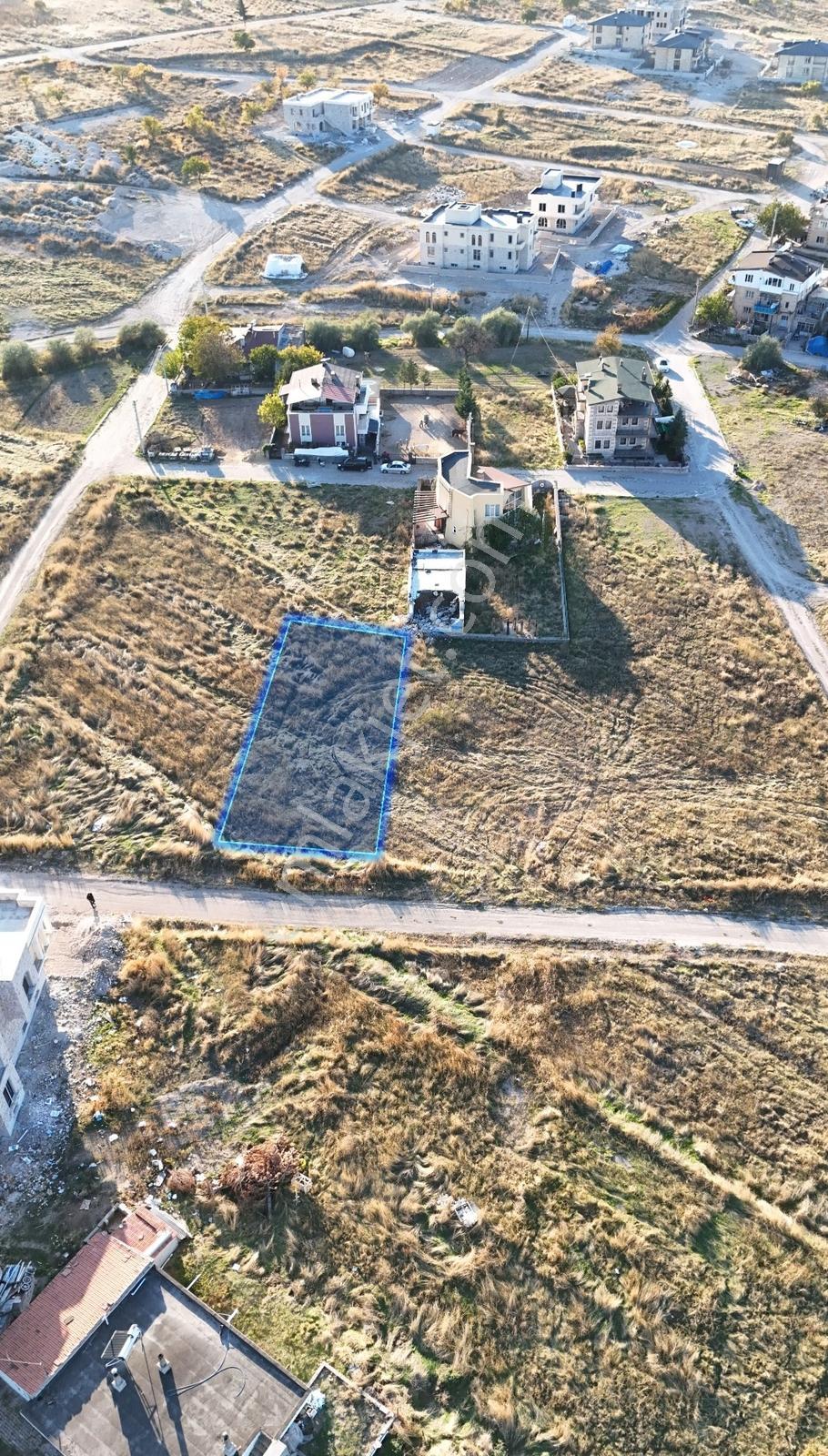 Şanlıbaba Emlak'tan Uçhisar Da Satılık 682 M2 Villa Arsası — fotoğraf 18
