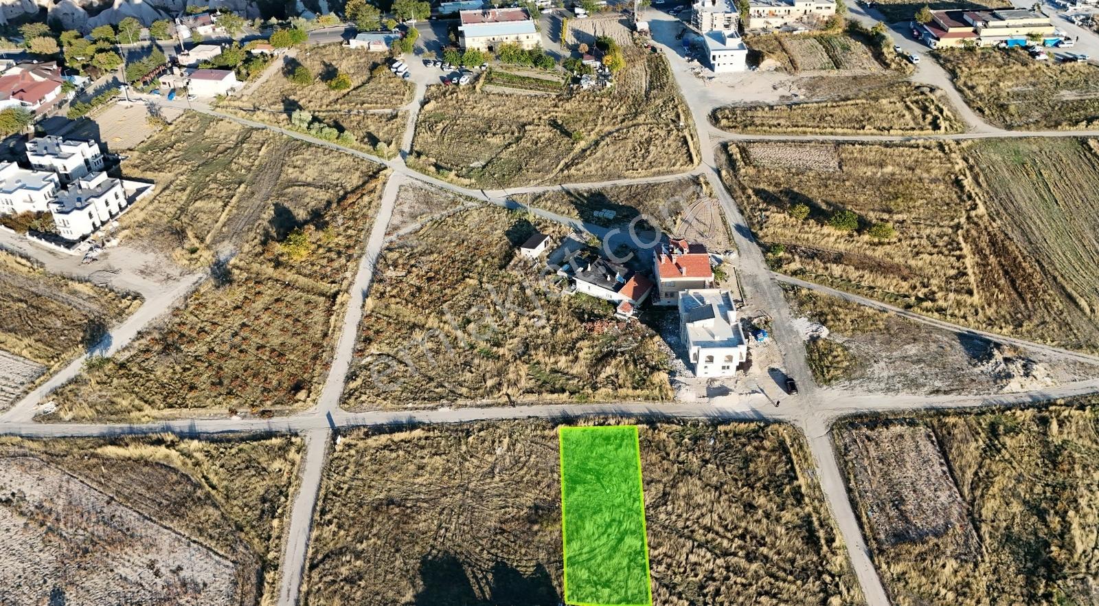 Şanlıbaba Emlak'tan Uçhisar Da Satılık 682 M2 Villa Arsası — fotoğraf 25