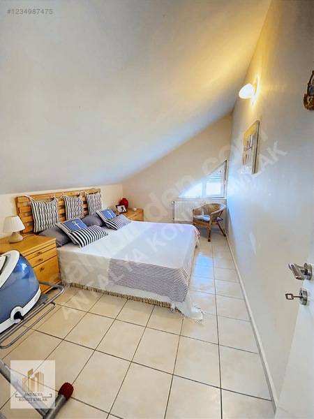 Altıntaş Satılık Villa Havuzlu Site İçerisinde — fotoğraf 9
