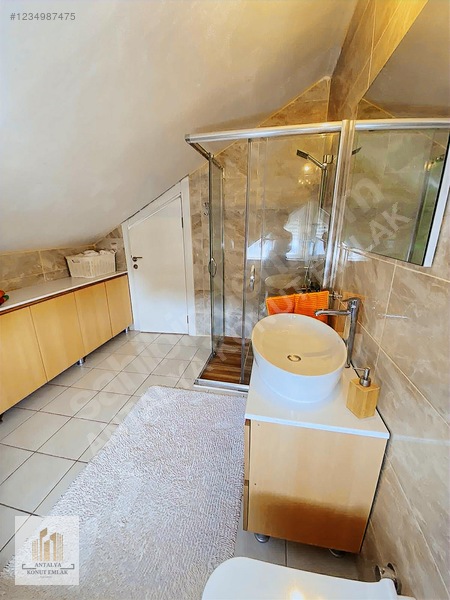 Altıntaş Satılık Villa Havuzlu Site İçerisinde — fotoğraf 10