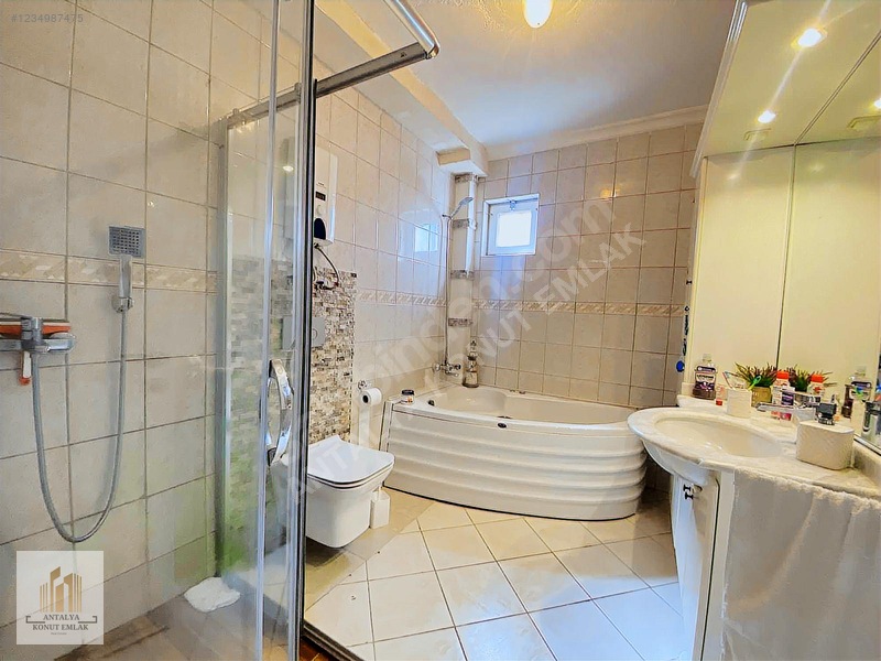 Altıntaş Satılık Villa Havuzlu Site İçerisinde — fotoğraf 19