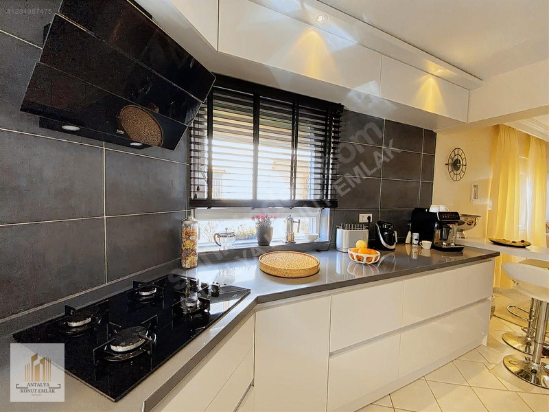 Altıntaş Satılık Villa Havuzlu Site İçerisinde — fotoğraf 27