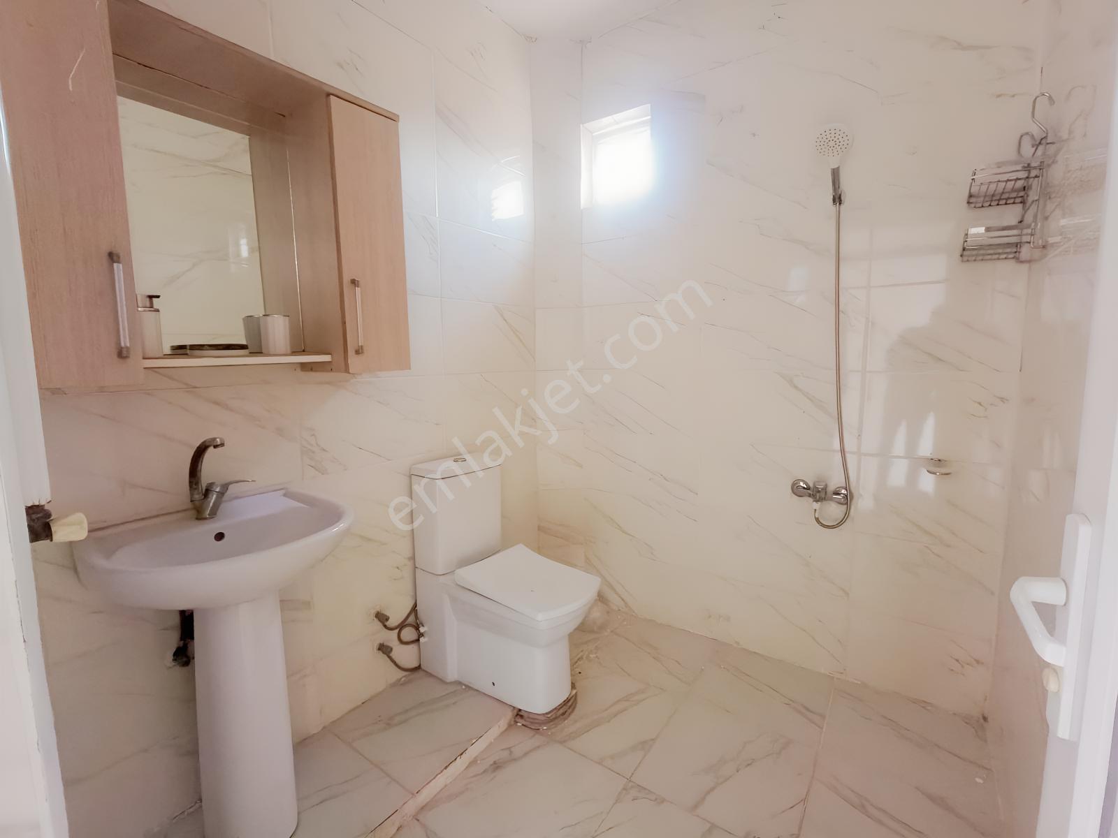 Veysel Karani'de Uygun 3+1 Daire — fotoğraf 10