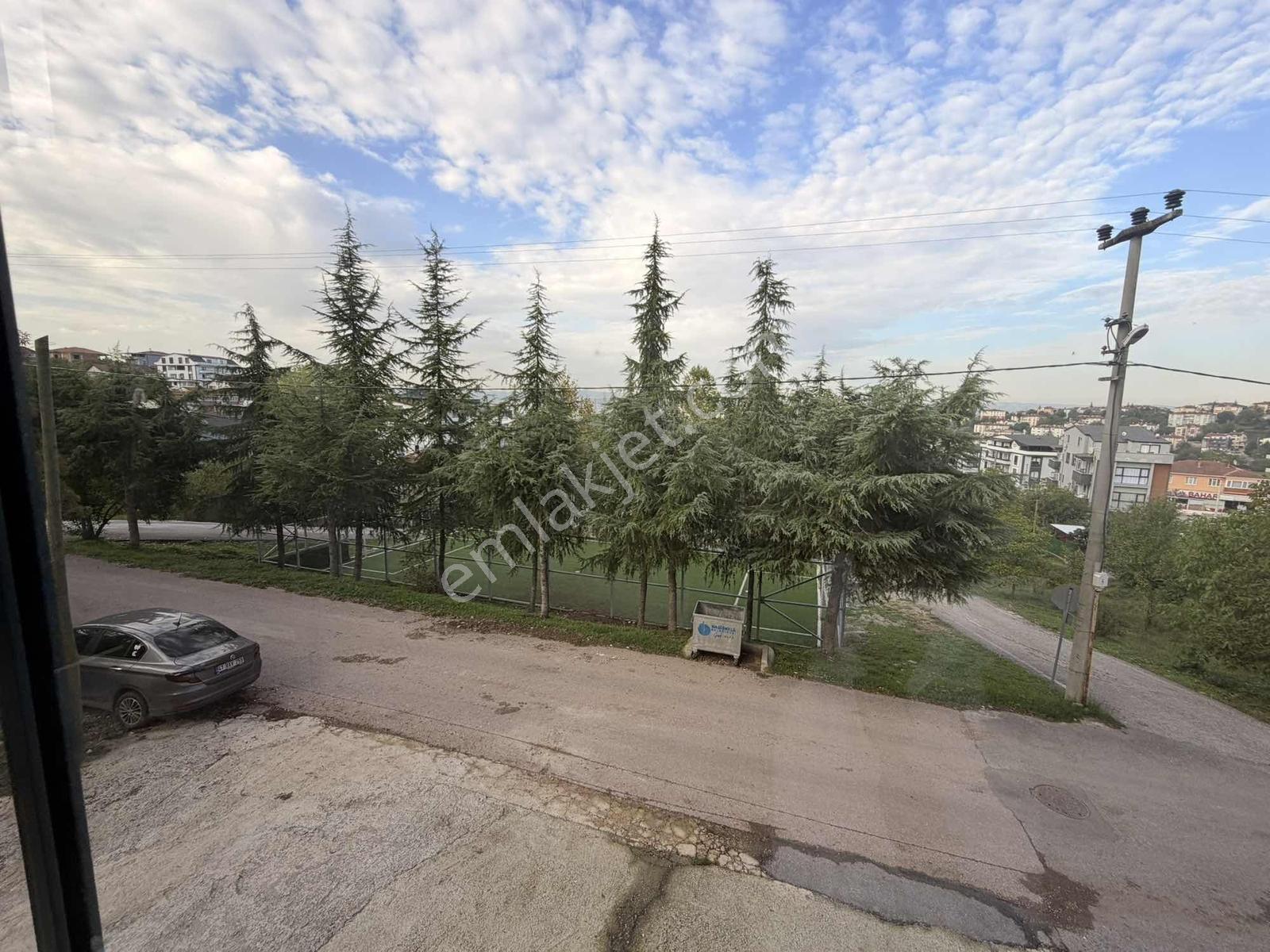 Asayradan Başiskele De 3+1 Satılık Arakat — fotoğraf 4