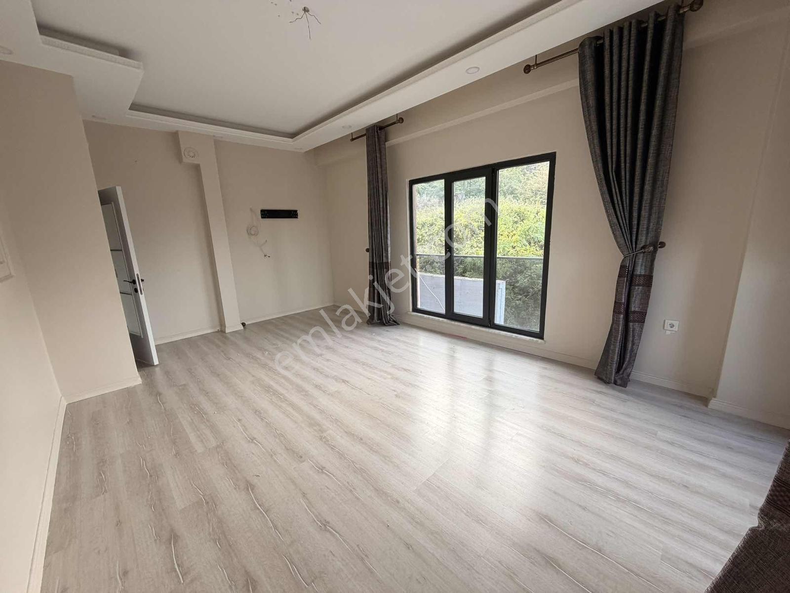 Asayradan Başiskele De 3+1 Satılık Arakat — fotoğraf 18