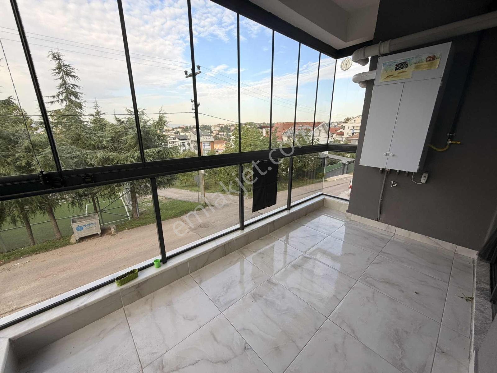 Asayradan Başiskele De 3+1 Satılık Arakat — fotoğraf 23