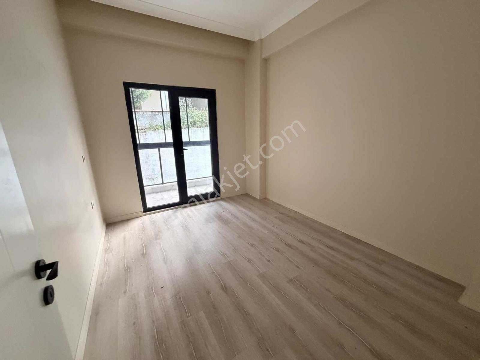 Asayradan Başiskele De 3+1 Satılık Arakat — fotoğraf 25