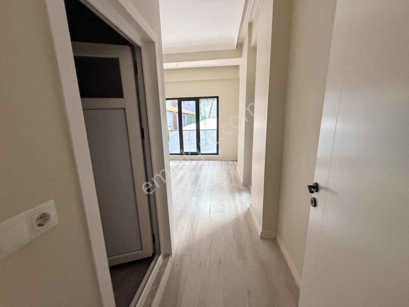 Asayradan Başiskele De 3+1 Satılık Arakat — fotoğraf 29