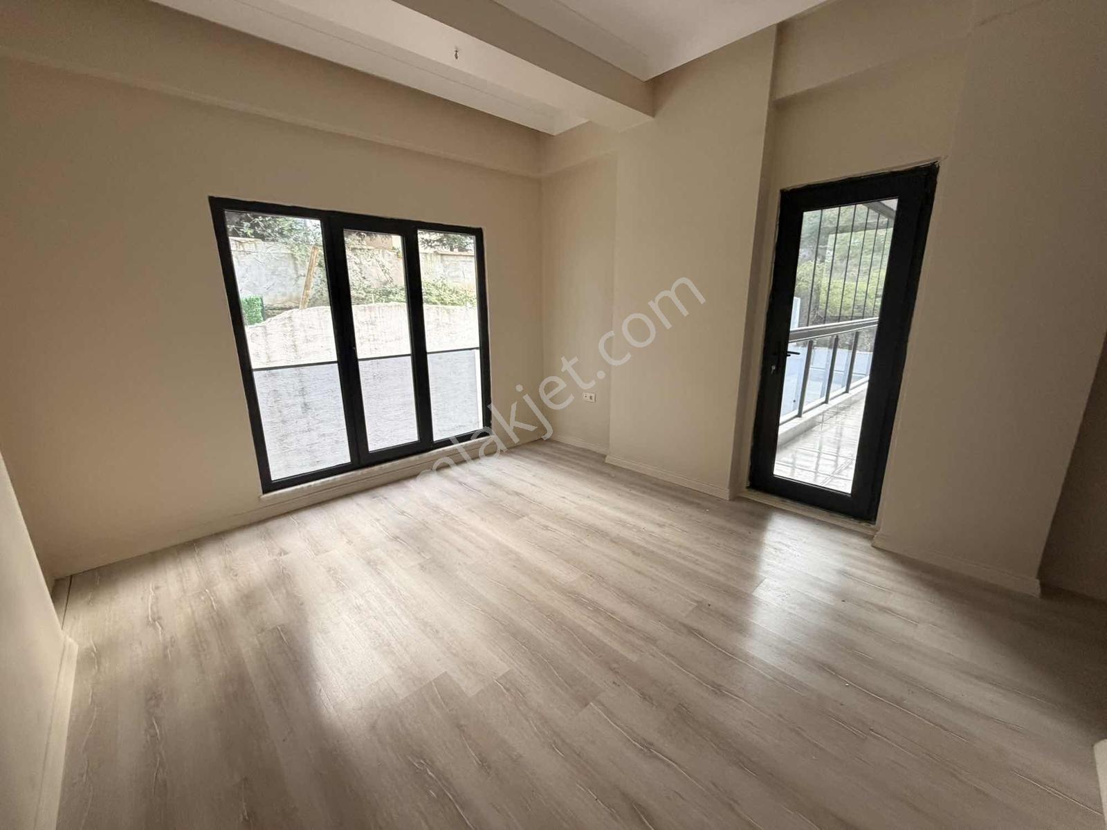 Asayradan Başiskele De 3+1 Satılık Arakat — fotoğraf 31