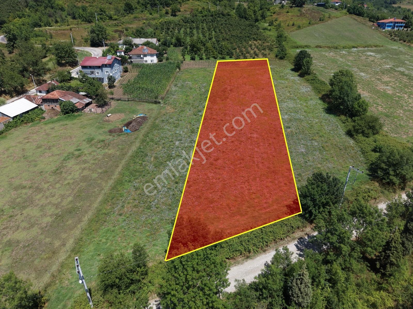 Emlakevim - Yeşilvadi Mah. De Satılık 2450 M2 İmarlı Arsa !!