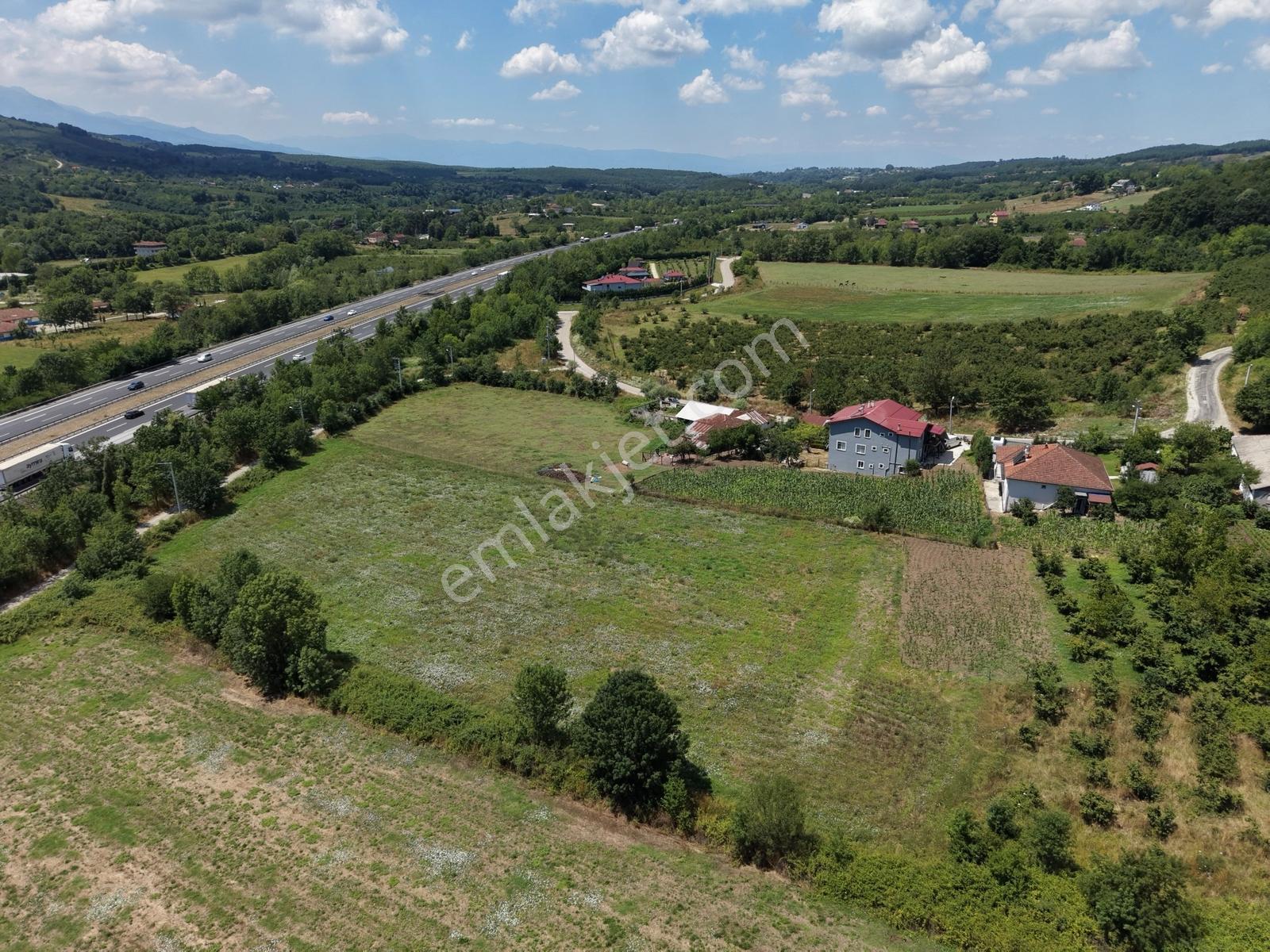 Emlakevim - Yeşilvadi Mah. De Satılık 2450 M2 İmarlı Arsa !! — fotoğraf 14