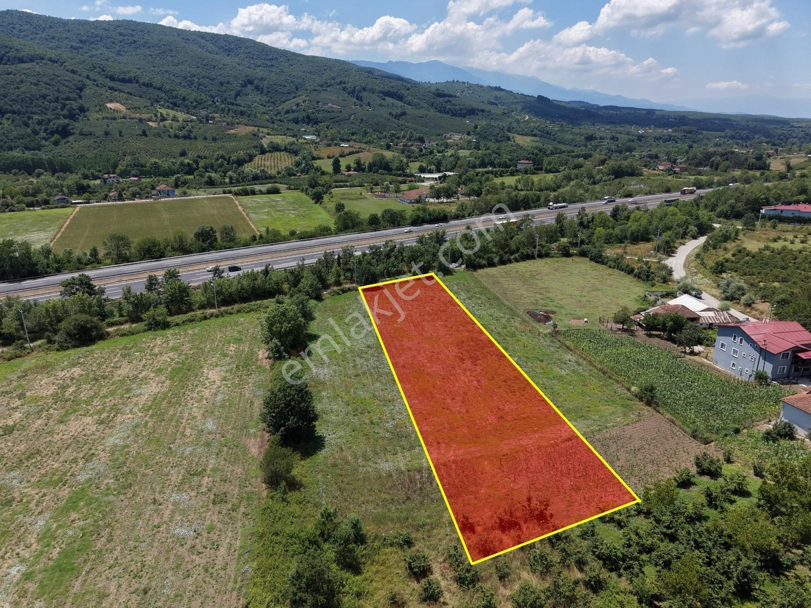 Emlakevim - Yeşilvadi Mah. De Satılık 2450 M2 İmarlı Arsa !! — fotoğraf 16