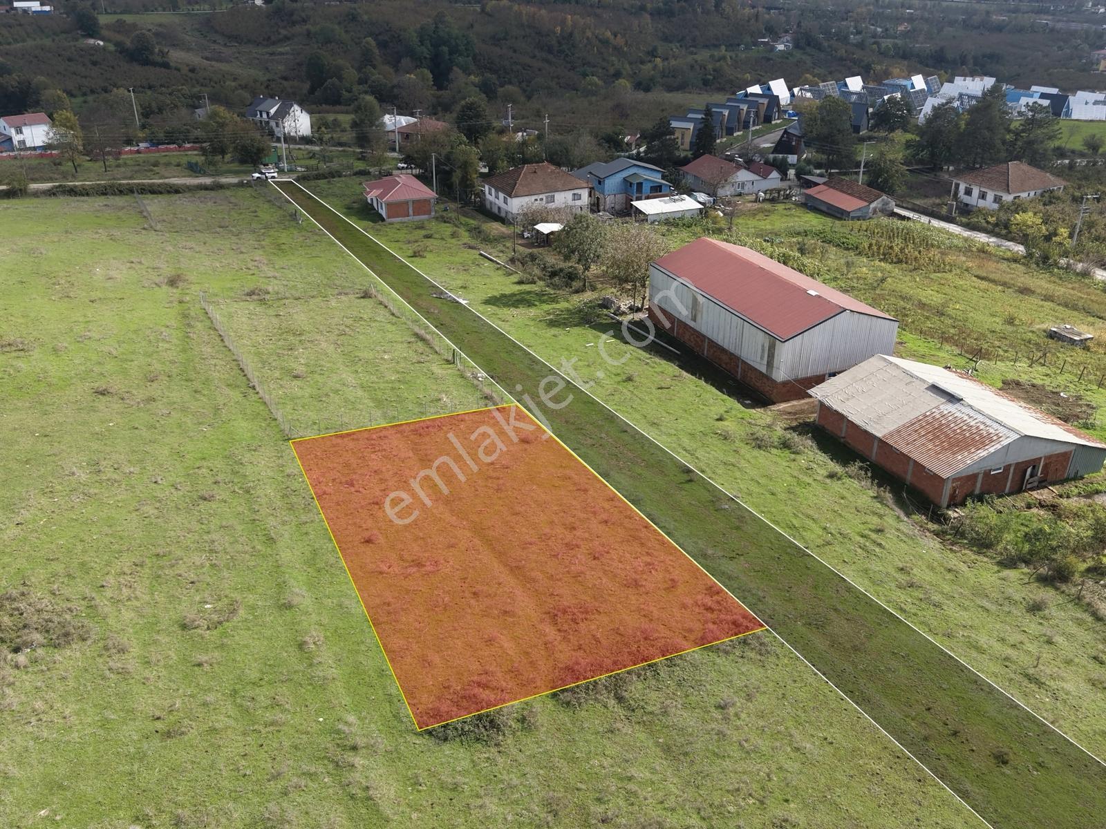 Emlakevim - Yeşilvadi Mah. De Satılık 730 M2 İmarlı Arsa !! — fotoğraf 7