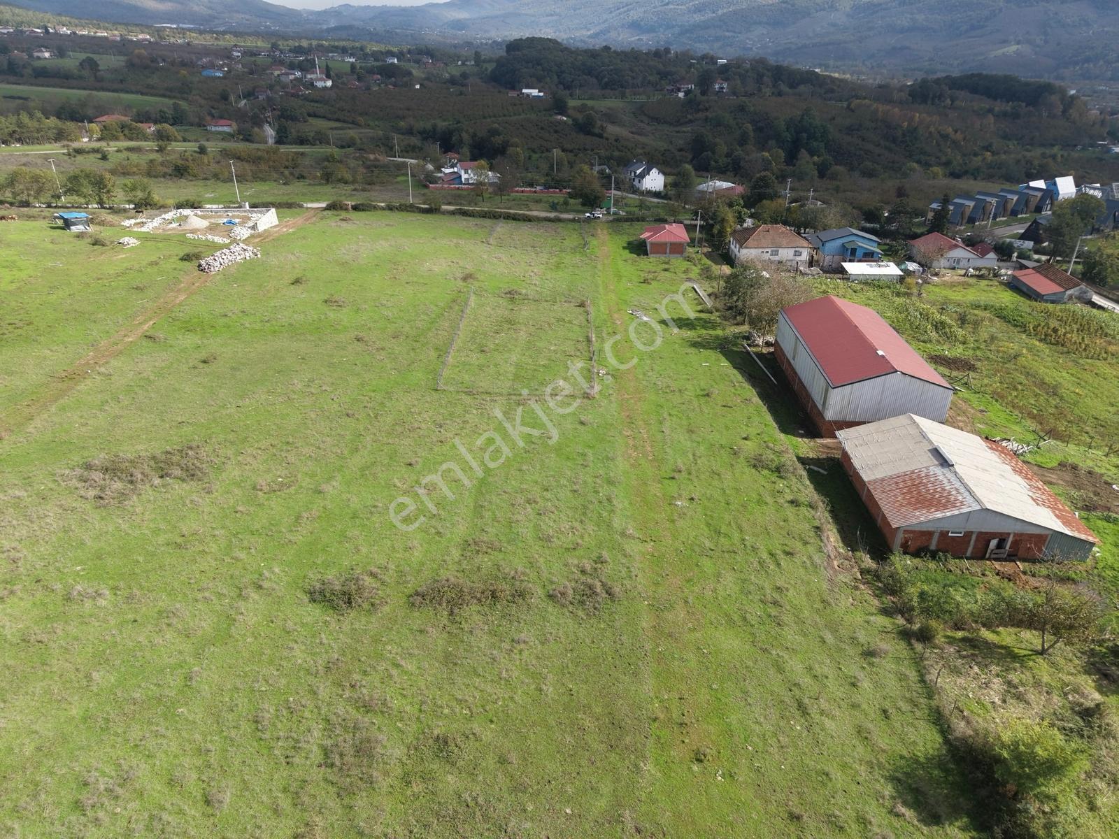 Emlakevim - Yeşilvadi Mah. De Satılık 730 M2 İmarlı Arsa !! — fotoğraf 8