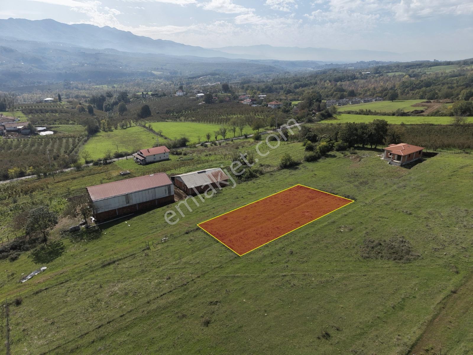 Emlakevim - Yeşilvadi Mah. De Satılık 730 M2 İmarlı Arsa !! — fotoğraf 24