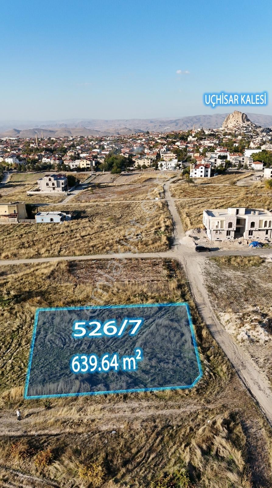 Şanlıbaba Emlak'tan Uçhisar Da Satılık Köşe Başı Villa Arsası — fotoğraf 3