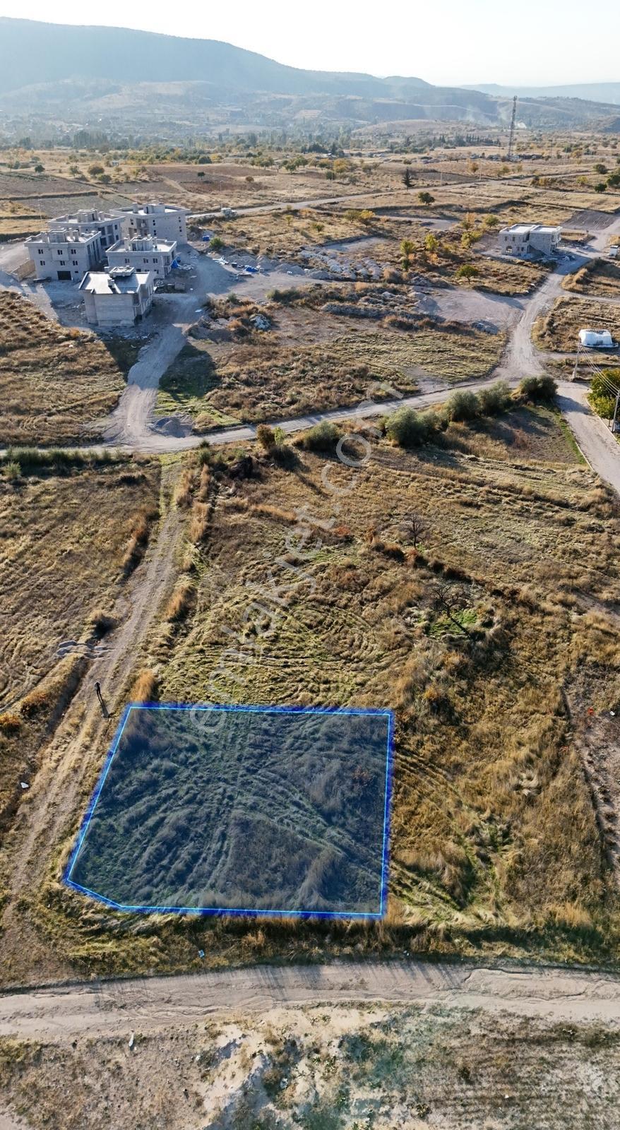Şanlıbaba Emlak'tan Uçhisar Da Satılık Köşe Başı Villa Arsası — fotoğraf 11