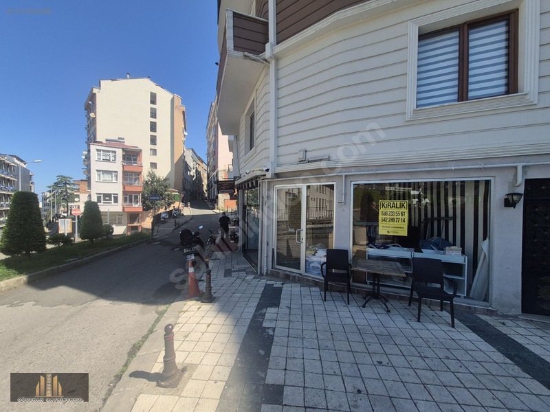 Oğuzhan Gayrimenkul'den Cumhuriyet Mah.kiralık İş Yeri