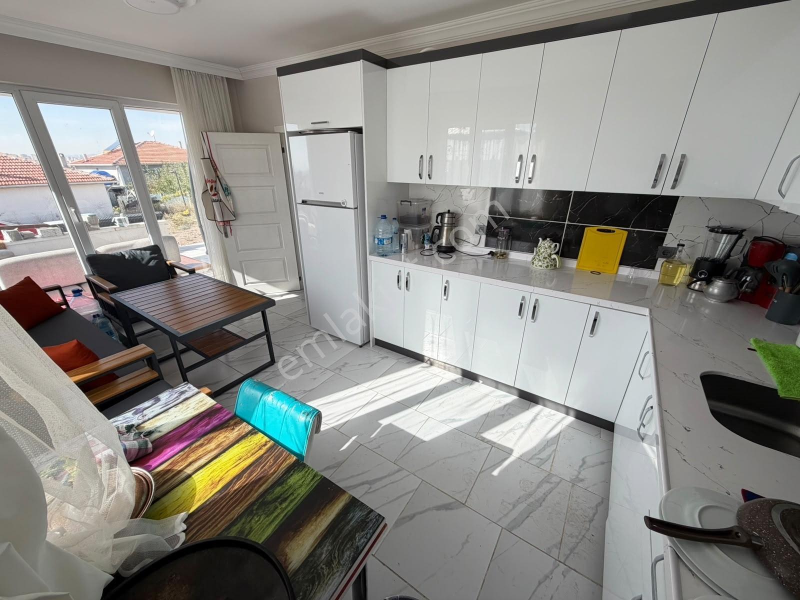 Hayalinizdeki Yaşam! Betonarme 2+1 Teras Balkon 600m2 Lüx Bahçe! — fotoğraf 3